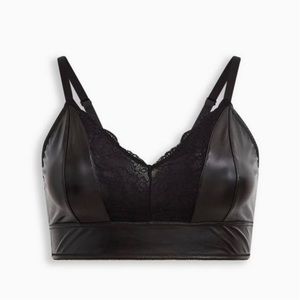 NWT Torrid Pleather and Lace Bralette size 3 black